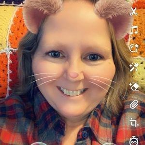 Meet your Posher, Cindy